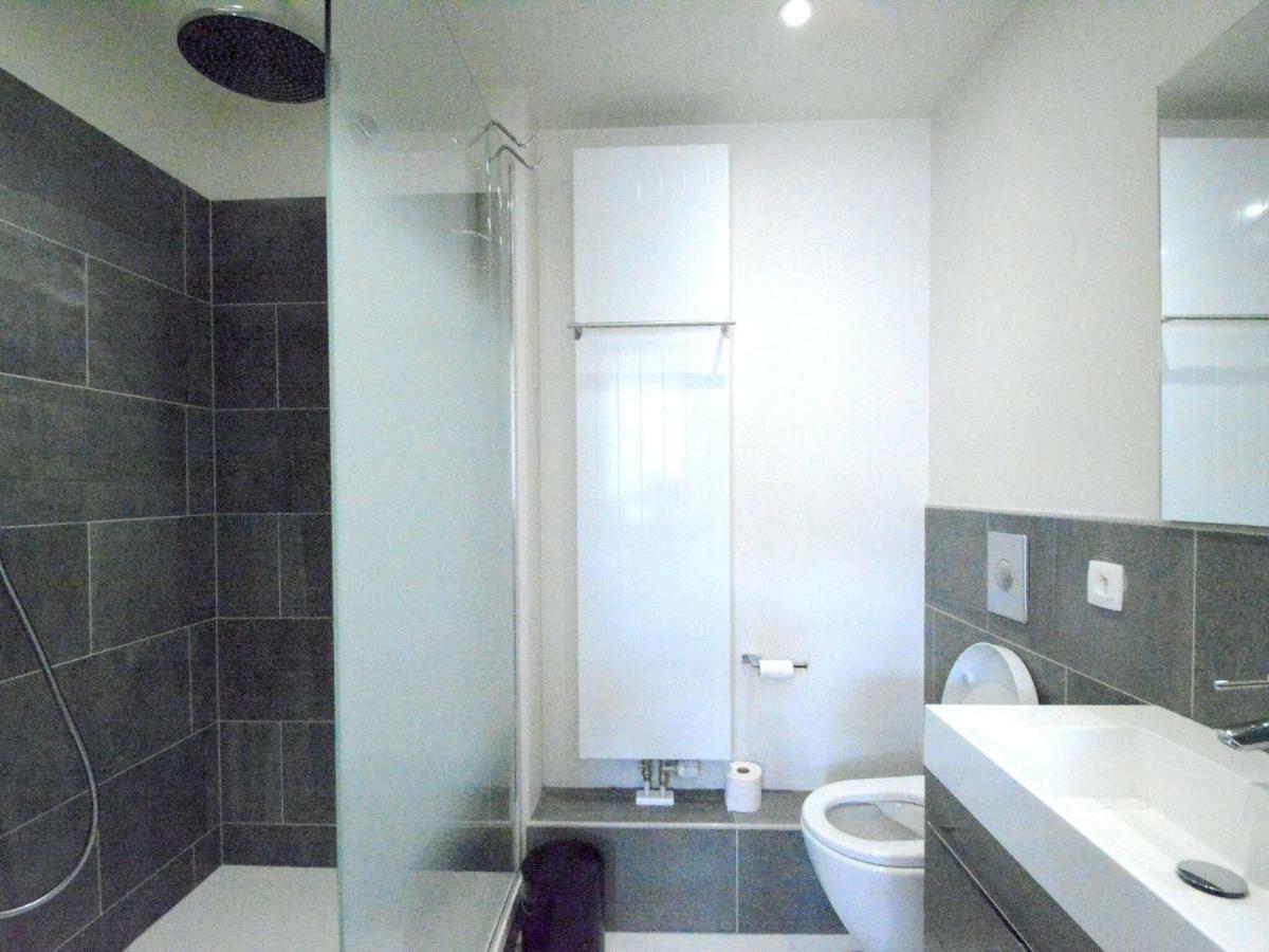 Large Townhouse With Pool Table Villa บูยง ภายนอก รูปภาพ
