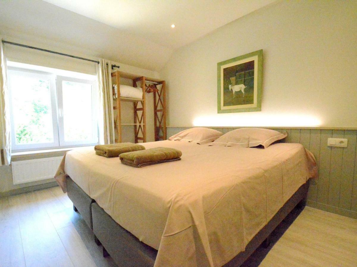 Large Townhouse With Pool Table Villa บูยง ภายนอก รูปภาพ